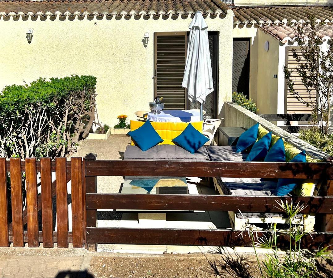 Cozy Studio Avec Terrasse Au Village Naturiste Cap Agde Buitenkant foto